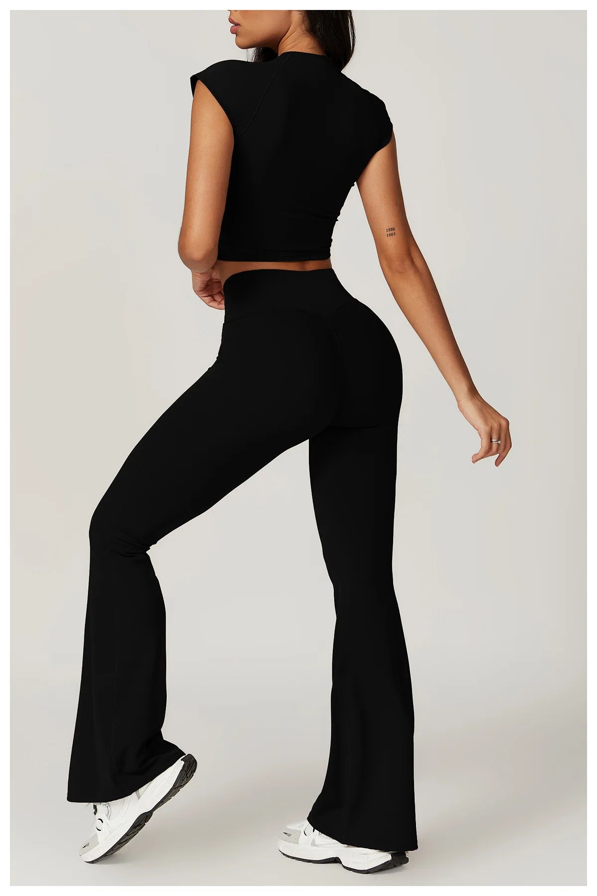 Ensemble de vêtements de sport pour femmes 2 pièces - Costume de sport - Vêtements d'entraînement - Haut court à manches courtes - Leggings taille haute - Vêtements de fitness.