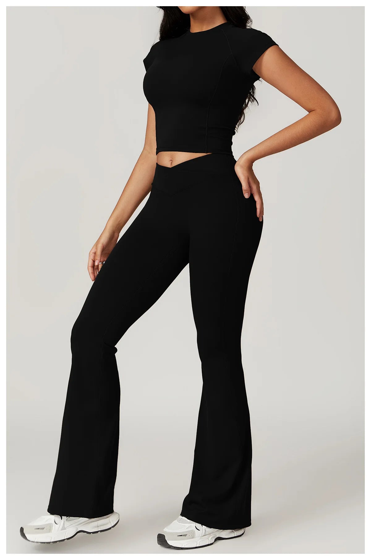 Ensemble de vêtements de sport pour femmes 2 pièces - Costume de sport - Vêtements d'entraînement - Haut court à manches courtes - Leggings taille haute - Vêtements de fitness.